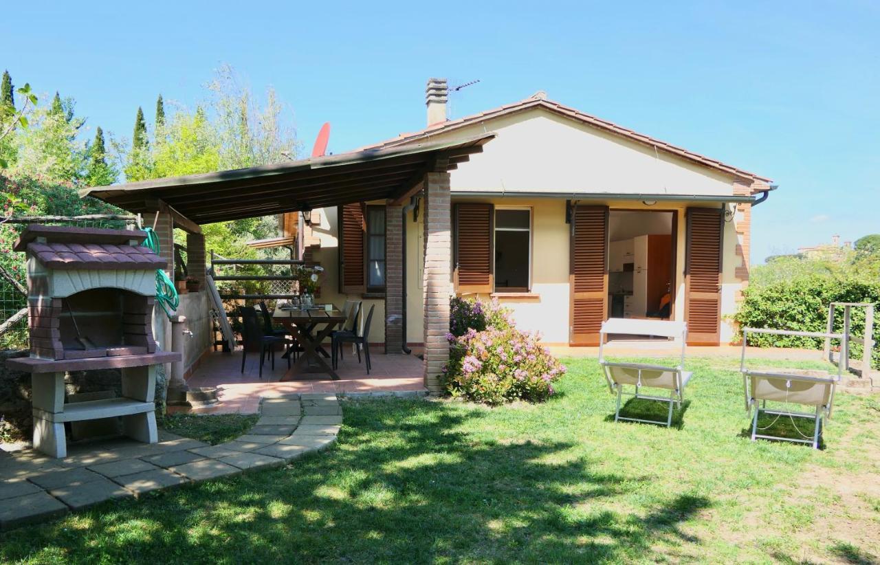 Chalet Elena In Montescudaio, Ground Floor With Fenced Garden Εξωτερικό φωτογραφία