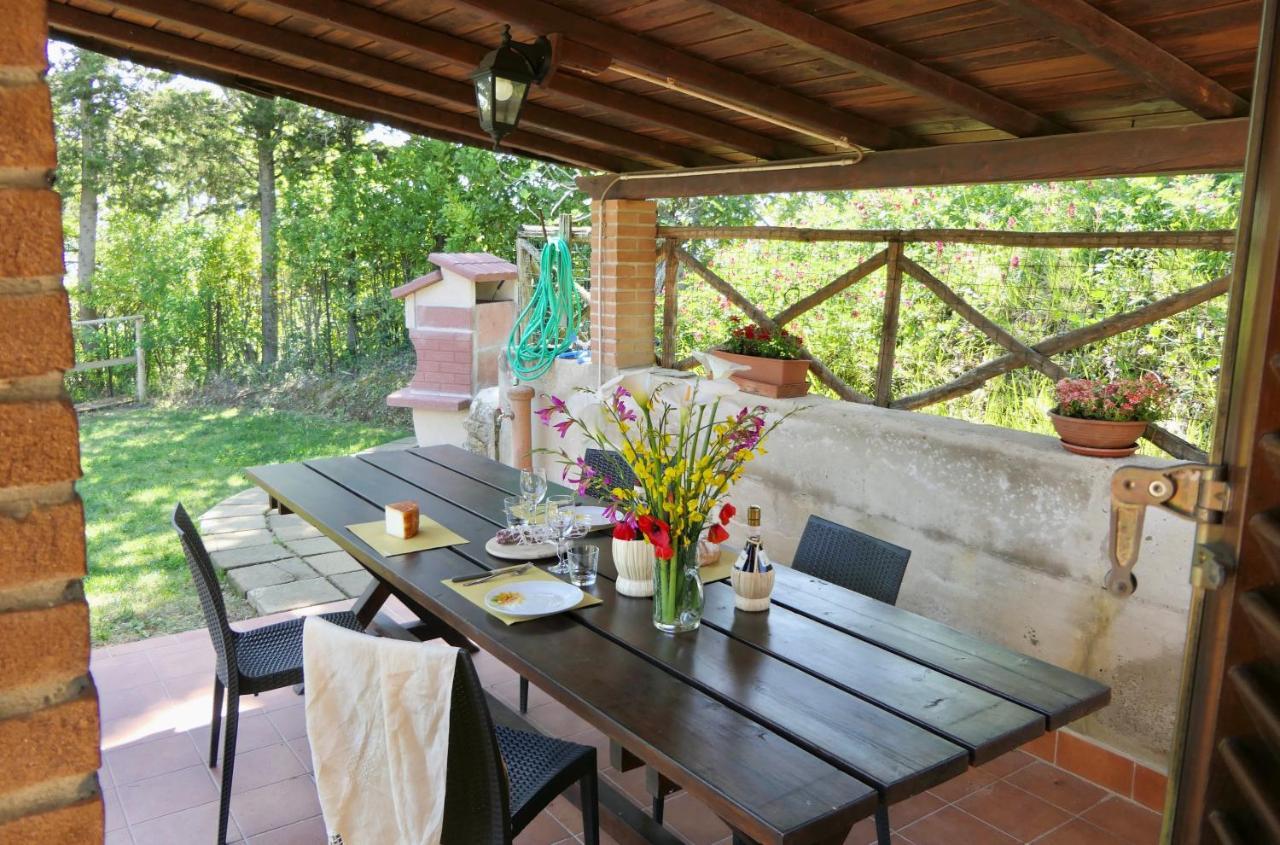Chalet Elena In Montescudaio, Ground Floor With Fenced Garden Εξωτερικό φωτογραφία